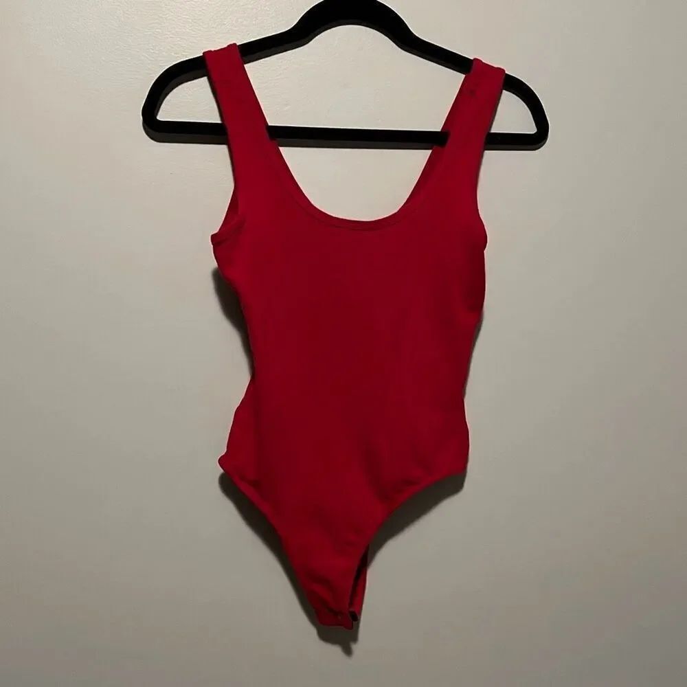 Mikey & Joey Women's Red Scoop Neck Sleeveless Thong Bodysuit